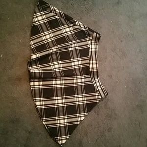 Black and white plaid skirt